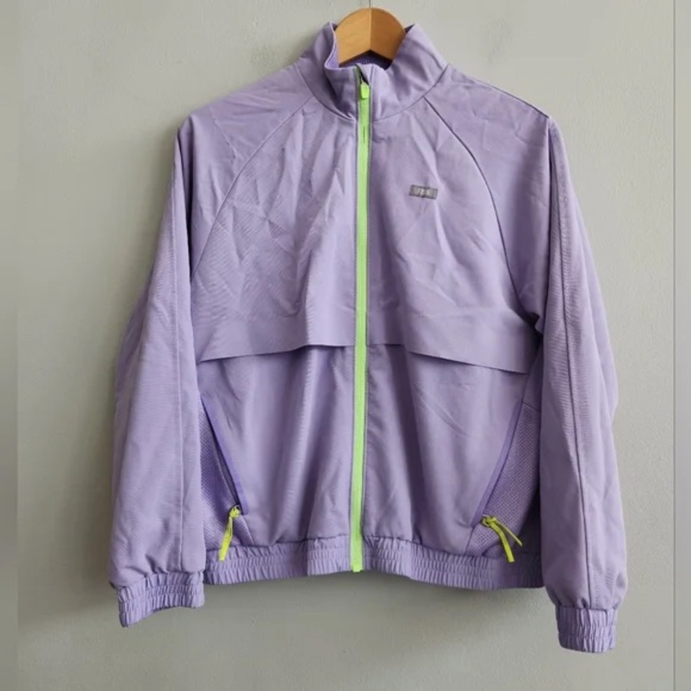 FIGS SYDNEY SCRUB JACKET